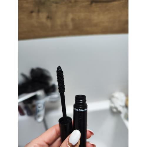 Chanel Le Volume Revolution De Chanel Mascara (Tusz do rzęs) - opinie | zdjęcie do recenzji od Afee_lari