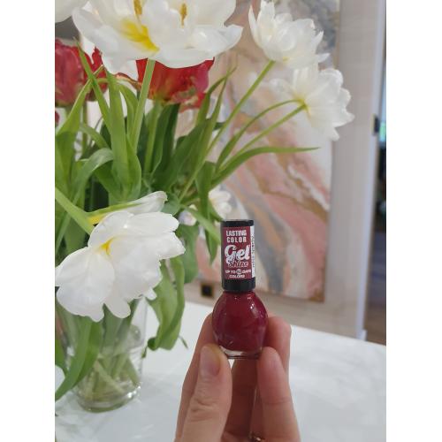 Miss Sporty Lasting Color Gel Shine Nail Polish (Lakier do paznokci) - opinie | zdjęcie do recenzji od Lesniewska87