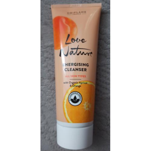 Oriflame Love Nature, Energising Cleanser With Organic Apricot & Orange (Żel oczyszczający do twarzy z organiczną morelą i pomarańczą) - opinie | zdjęcie do recenzji od ciasteczkowapanna - 2