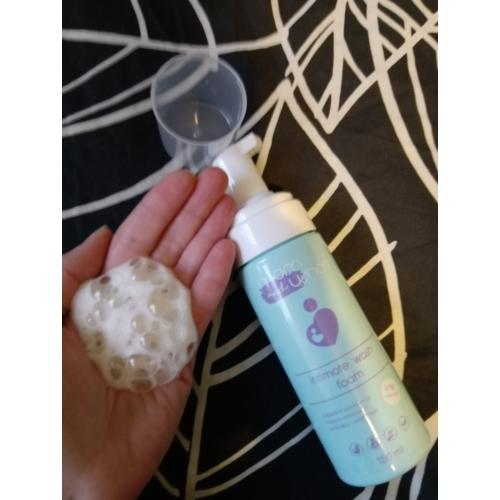 Mom and Who Intimate Wash Foam (Pianka do mycia okolic intymnych) - opinie | zdjęcie do recenzji od Owocowysad - 2