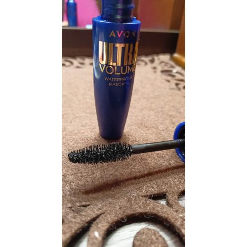 Avon Ultra Volume Waterproof Mascara (Wodoodporny tusz do rzęs) - opinie | zdjęcie do recenzji od Sylwiaczek80