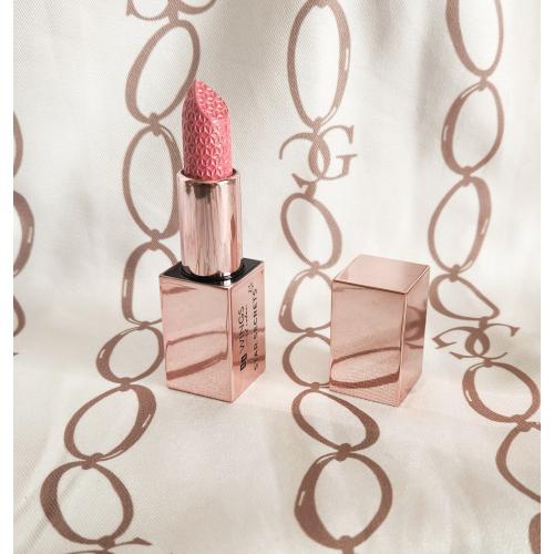 AA Wings of Color Wings of Color, Star Secrets,  Semi-Matte Lipstick (Pomadka do ust) - opinie | zdjęcie do recenzji od Iwona_C - 2