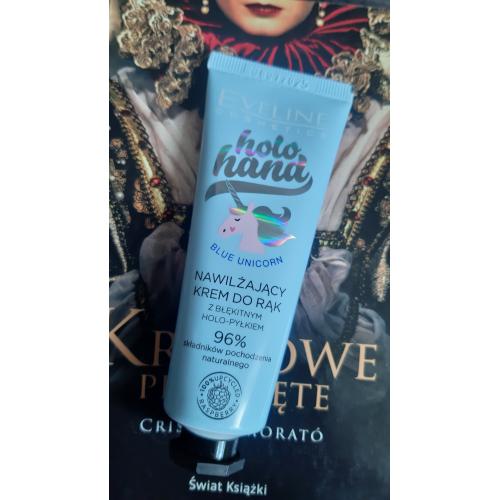 Eveline Cosmetics Holo Hand, Nawilżający krem do rąk z błękitnym holo-pyłkiem `Blue Unicorn ` - opinie | zdjęcie do recenzji od KIN0183