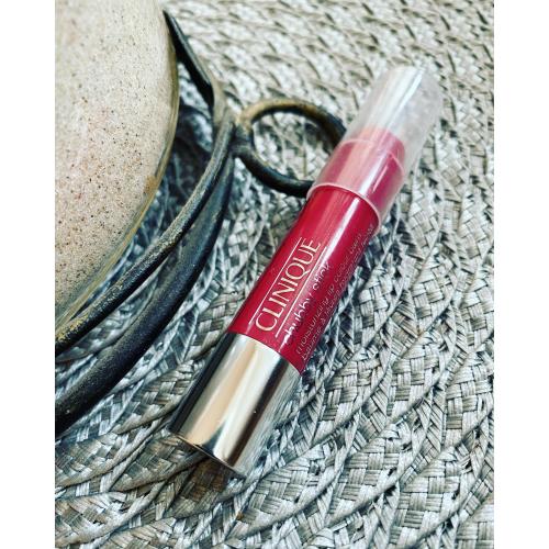 Clinique Chubby Stick, Moisturizing Lip Colour Balm (Błyszczyk w kredce) - opinie | zdjęcie do recenzji od Gogo145 - 2