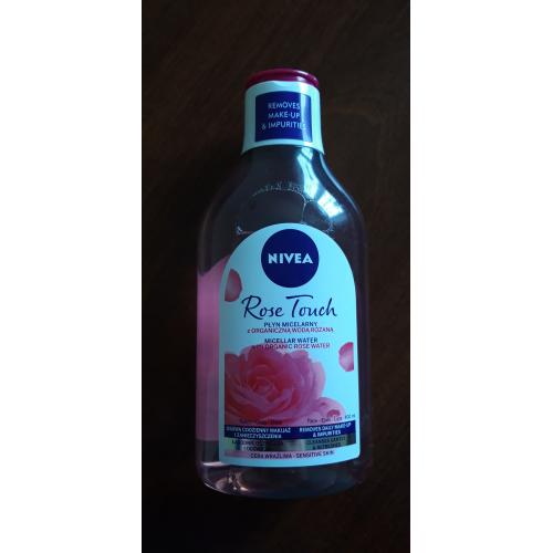 Nivea Rose Touch, Dwufazowy płyn micelarny z organiczną wodą różaną (nowa wersja) - opinie | zdjęcie do recenzji od Anita_T