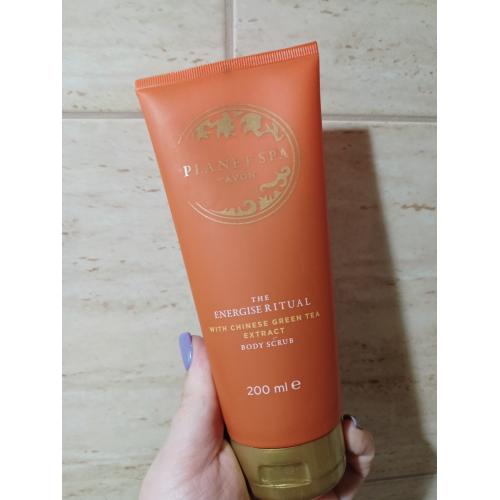 Avon Planet Spa, The Energise Ritual with Chinese Green Tea, Body Scrub (Scrub do ciała z ekstraktem chińskiej zielonej herbaty) - opinie | zdjęcie do recenzji od muszka11