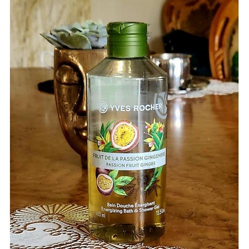 Yves Rocher Les Plaisirs Nature, Bain Douche Fruit de la Passion Gingembre (Energizujący żel pod prysznic i do kąpieli `Marakuja i imbir`) - opinie | zdjęcie do recenzji od Iwona_C
