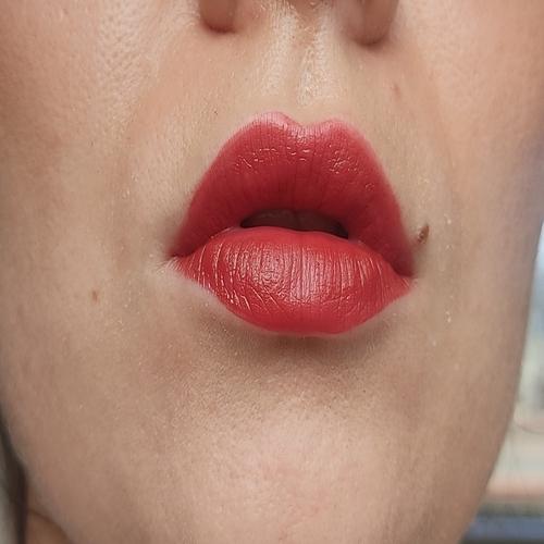 Shiseido VisionAiry Gel Lipstick (Szminka do ust) - opinie | zdjęcie do recenzji od Ventrees - 2