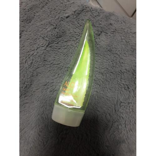 Holika Holika Aloe, Facial Cleansing Foam (Pianka do oczyszczania twarzy z aloesem) - opinie | zdjęcie do recenzji od Agnieszkaszasta - 1