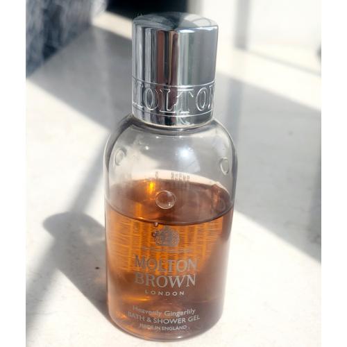 Molton Brown Heavenly Gingerlily, Moisture Bath & Shower (Żel do mycia ciała) - opinie | zdjęcie do recenzji od Iwona_C