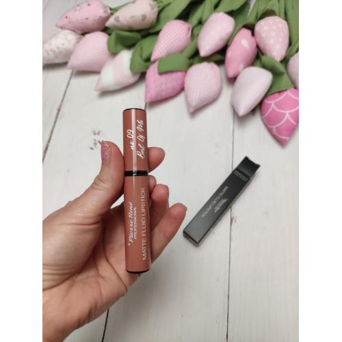Pierre Rene Matte Fluid Lipstick (Pomadka w płynie) - opinie | zdjęcie do recenzji od DianaArtsewing