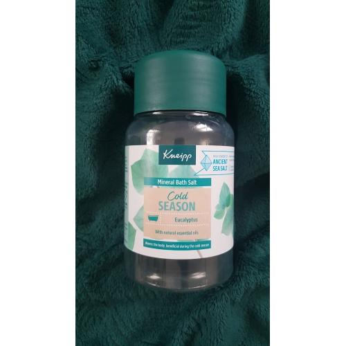 Kneipp Mineral Bath Salt Cold Season (Kryształki do kąpieli z soli mineralnej `Eukaliptus`) - opinie | zdjęcie do recenzji od AgaB1998