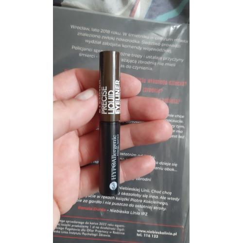 Bell HYPOAllergenic, Liquid Eyeliner (Konturówka do oczu w płynie) - opinie | zdjęcie do recenzji od KIN0183 - 2