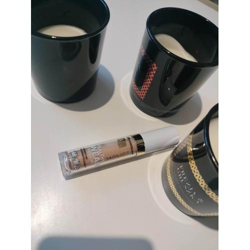 AA Wings of Color Healthy Wear Concealer (Rozświetlający korektor pod oczy) - opinie | zdjęcie do recenzji od blondeinbeauty