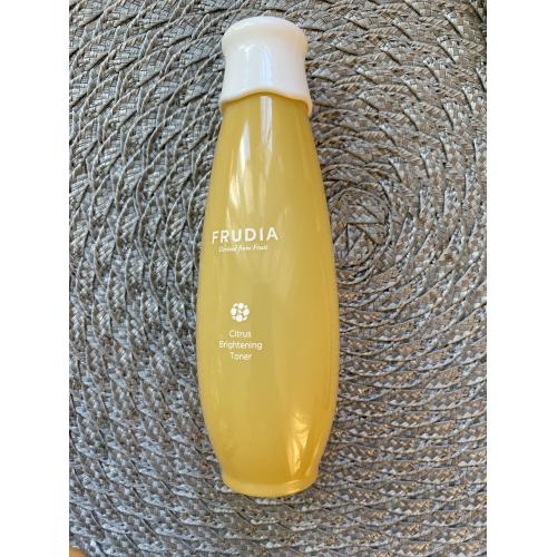 Frudia Citrus Brightening Toner (Tonik rozjaśniający do twarzy) - opinie | zdjęcie do recenzji od Gogo145 - 1