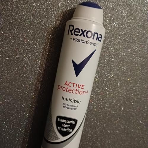 Rexona Active Protection+ Invisible, Antyperspirant dla kobiet w aerozolu - opinie | zdjęcie do recenzji od medyta1988 - 2