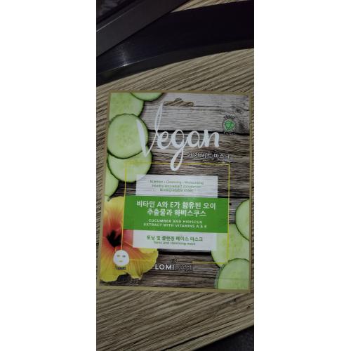 Lomi Lomi Vegan, Sheet Mask with Cucamber and Hibiscus Extract with Vitamins A, E (Wegańska maseczka w płachcie  z ekstraktem z ogórka ,hibiskusa oraz z witaminami A i E) - opinie | zdjęcie do recenzji od joaska1992