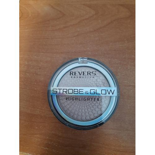 Revers Cosmetics Strobe & Glow Highlighter (Puder rozświetlający) - opinie | zdjęcie do recenzji od Smerfeta83 - 4