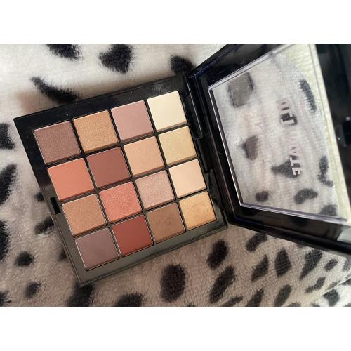 NYX Professional Makeup Ultimate, Warm Neutrals Shadow Palette (Paleta 16 cieni do powiek) - opinie | zdjęcie do recenzji od KlaudiaM2714 - 2