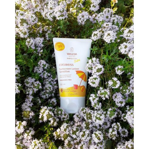 Weleda Baby & Kids Sun, Edelweiss Sensitiv, Sonnenmilch LSF 30 (Dziecięcy krem do opalania) - opinie | zdjęcie do recenzji od kosmetycznieIGrA - 1