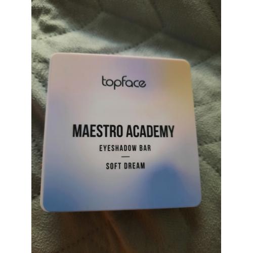 Topface Maestro Academy Eyeshadow Bar Soft Dream (Paletka cieni do powiek) - opinie | zdjęcie do recenzji od Qradomowa86 - 1