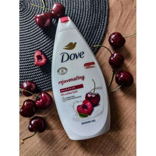 Dove Rejuvenating Rituak, Schower Gel Cherry & Chia Milk (Kremowy żel pod prysznic `Czereśnie i Mleko Chia`) - opinie | zdjęcie do recenzji od Nathaliee85