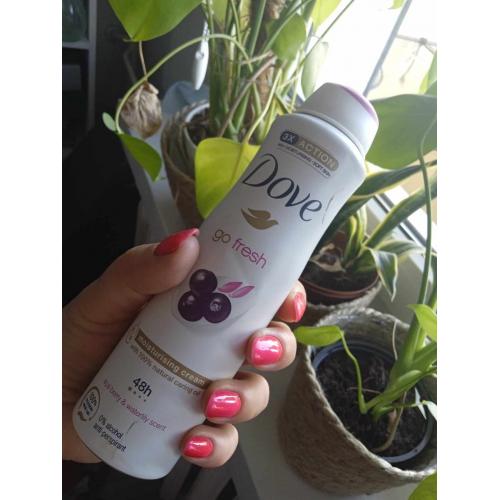 Dove Go Fresh, Antiperspirant Spray 48h (Antyperspirant w sprayu o zapachu jagód acai i lilii wodnej) - opinie | zdjęcie do recenzji od Moniula93 - 1
