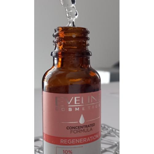 Eveline Cosmetics Skoncentrowana Formuła, Serum 10% kwasy AHA + BHA `Regeneracja` - opinie | zdjęcie do recenzji od Klaudek898 - 2