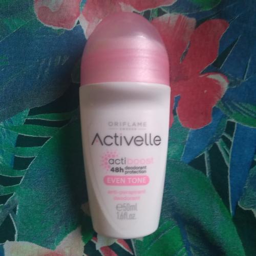 Oriflame Activelle, Even Tone Anti-perspirant Deodorant (Dezodorant antyperspiracyjny w kulce) - opinie | zdjęcie do recenzji od AnaSky - 1