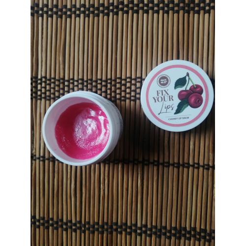 Mexmo Fix Your Lips, Cherry Lip Balm (Balsam do ust o zapachu wiśni) - opinie | zdjęcie do recenzji od Justyna_moja_pielegnacja