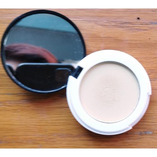 Lily Lolo Pressed Corrector Lemon Drop (Prasowany korektor pod oczy żółty) - opinie | zdjęcie do recenzji od werka89