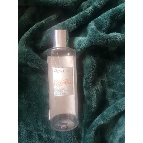 Avon Anew, Radiance Maximising Tonic (Rozświetlający tonik do twarzy) - opinie | zdjęcie do recenzji od AgaB1998 - 1