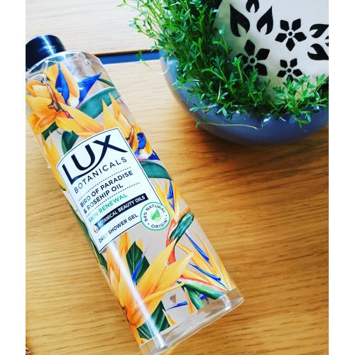 Lux Botanicals Bird of Paradise & Rosehip Oil Daily Shower Gel (Żel pod prysznic) - opinie | zdjęcie do recenzji od eliza461