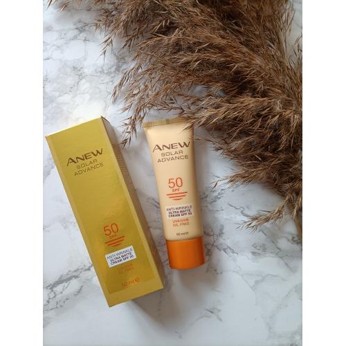 Avon Anew, Solar Advance, Ultra Matte Anti -Aging Sun Protection SPF 50 (Odmładzający ochronny krem do twarzy SPF 50) - opinie | zdjęcie do recenzji od Tinaaa1987 - 2