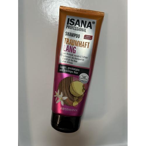 Isana Shampoo Traumhaft Lang (Szampon do włosów długich) - opinie | zdjęcie do recenzji od Liwia21