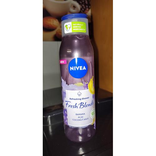 Nivea Fresh Blends, Refreshing Shower Gel Banana, Açai, Coconut Milk (Odświeżający żel pod prysznic `Banan, açai, mleko kokosowe`) - opinie | zdjęcie do recenzji od joaska1992