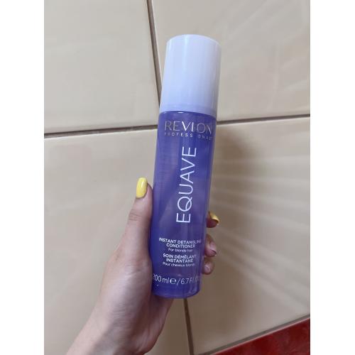 Revlon Professional Equave, Blonde Detangling Conditioner (Odżywka nawilżająca i ułatwiająca rozczesywanie do włosów blond) - opinie | zdjęcie do recenzji od Julia2018