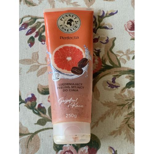 Perfecta Planet Essence, Ujędrniający peeling myjący do ciała `Grejpfrut i kawa` - opinie | zdjęcie do recenzji od IwonaTeresaMaria