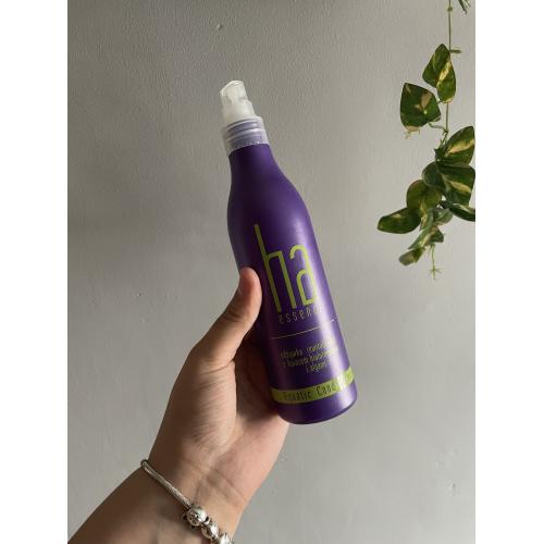 Stapiz Ha Essence, Aquatic Conditioner (Rewitalizująca odżywka w sprayu do włosów z kwasem hialuronowym i algami) - opinie | zdjęcie do recenzji od WiktoriaZie