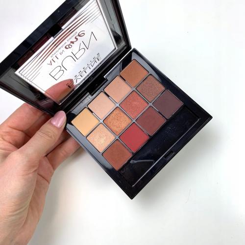Eveline Cosmetics All in One Eyeshadow Palette 03 Burn (Paleta 12 cieni do powiek) - opinie | zdjęcie do recenzji od Klaud_Ersa