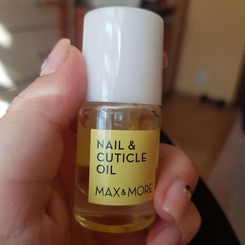 Max & More Nail & Cuticle Oil (Olejek do paznokci i skórek) - opinie | zdjęcie do recenzji od Agnzka - 1