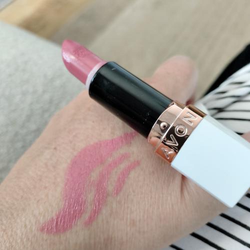 Avon Ultracream Lipstick (Ultrakremowa szminka) - opinie | zdjęcie do recenzji od agi1234