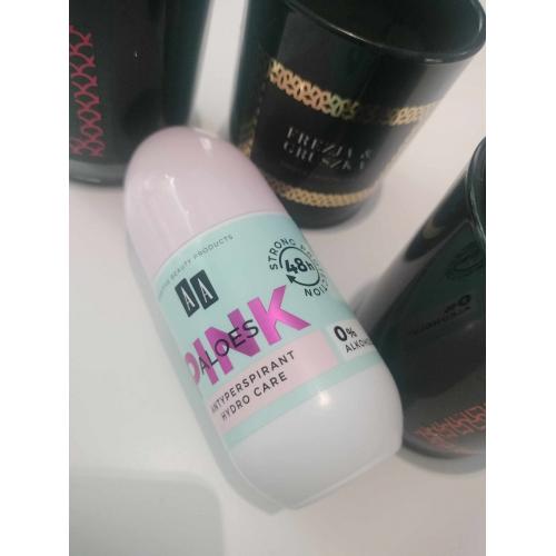 AA Pink Aloes, Antyperspirant roll-on - opinie | zdjęcie do recenzji od blondeinbeauty