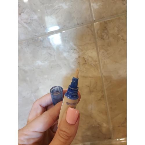 Rimmel Match Perfection, Concealer (Korektor w pisaku) - opinie | zdjęcie do recenzji od Anna767 - 1