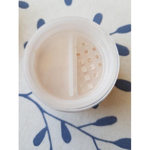 Claresa Feel the Pow(d)er! Light Reflecting Under Eye Powder (Puder pod oczy) - opinie | zdjęcie do recenzji od masia84 - 2