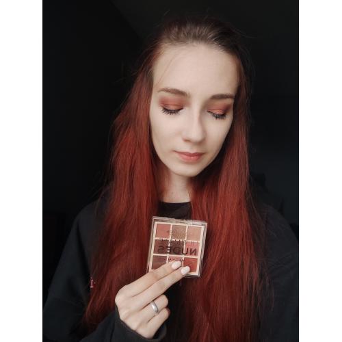 Revolution Beauty (Makeup Revolution) Ultimate Nudes Medium Eyeshadow Palette (Paleta 9 cieni do powiek) - opinie | zdjęcie do recenzji od ksanaru - 2