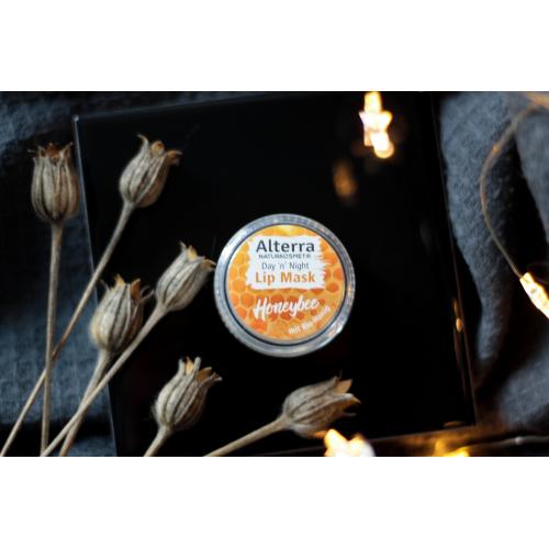 Alterra Day'n'Night Lip Mask Honeybee mit Bio-honig (Maska do ust) - opinie | zdjęcie do recenzji od Crystal1994