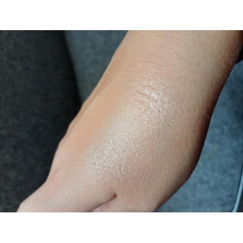 Lovely Is a Butterly, Cloud No. 9 Mousse Highlighter (Rozświetlacz w musie) - opinie | zdjęcie do recenzji od KIN0183 - 3