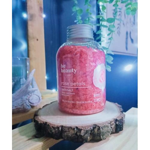 bebeauty Rose Petals Bath Salt (Sól do kąpieli) - opinie | zdjęcie do recenzji od Anuusiaczeek