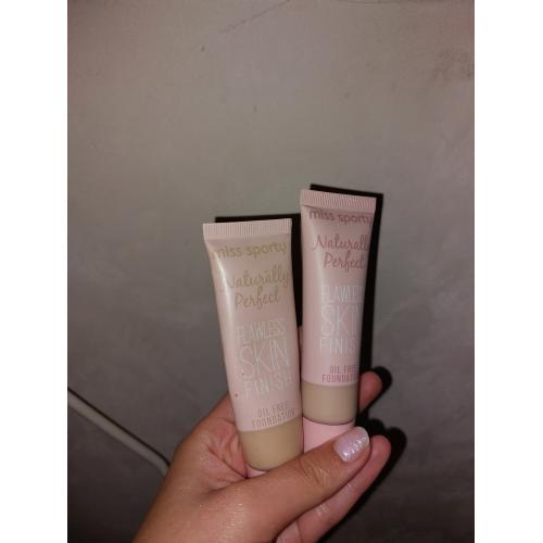 Miss Sporty Naturally Perfect, Flawless Skin Finish Oil-Free Foundation (Podkład do twarzy) - opinie | zdjęcie do recenzji od MartynaMarcelina - 1
